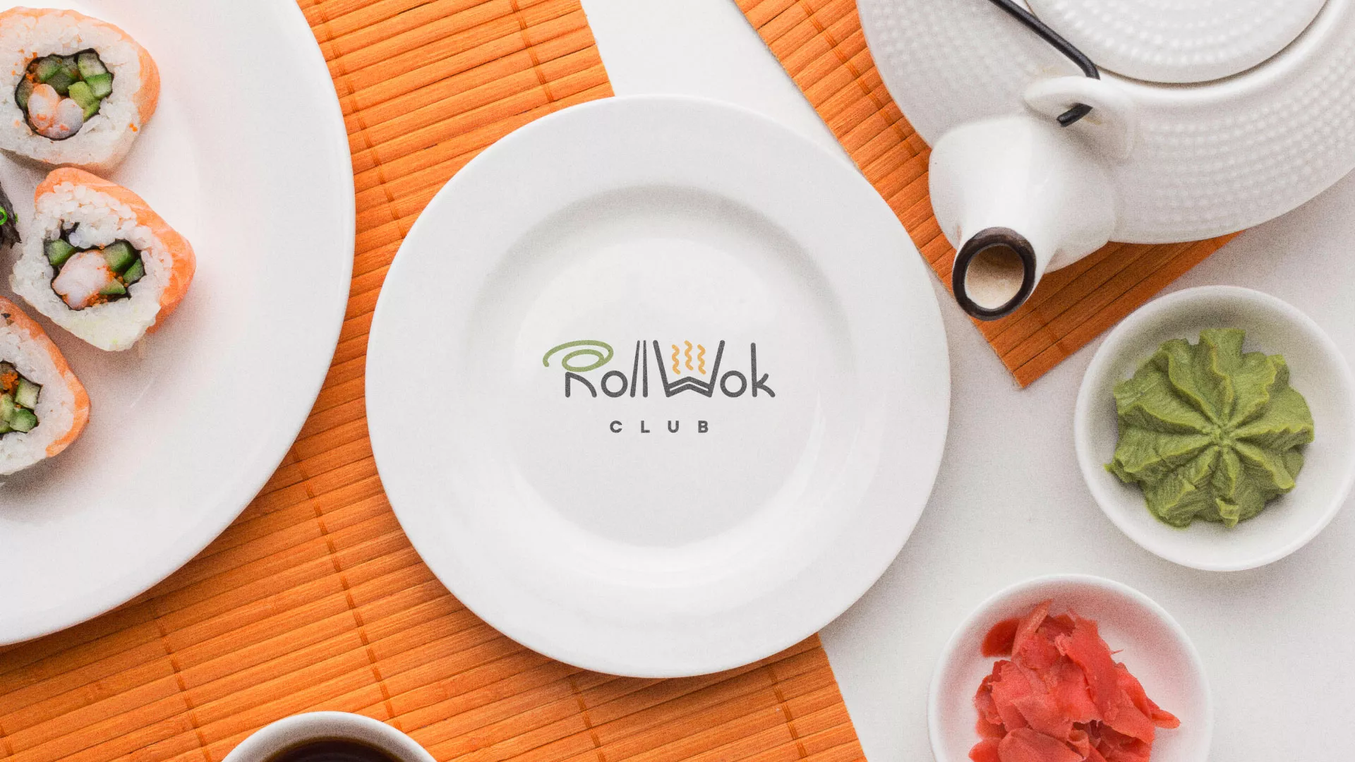 Разработка логотипа и фирменного стиля суши-бара «Roll Wok Club» в Никольском